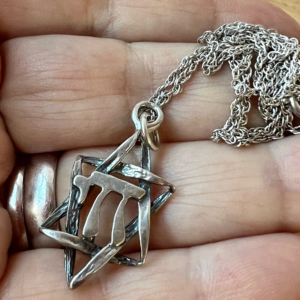 VINTAGE MAGEN DAVID STAR OF DAVID CHAI PENDANT NECKLACE 925 STERLING SILVER - Picture 11 of 16